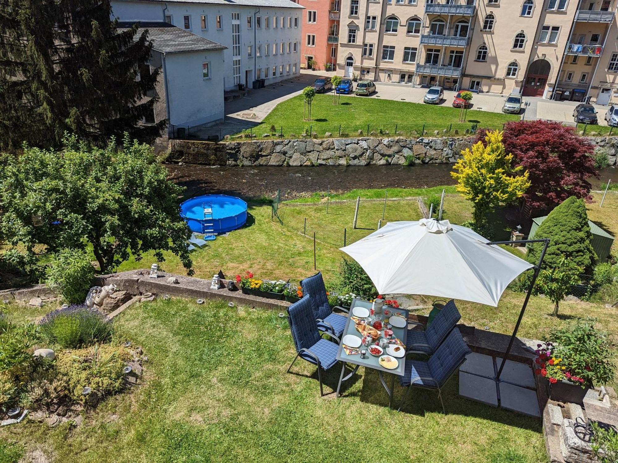 F4 - Urlaubsmagie - Grosse Wohnung Fuer Bis Zu 10 Personen Sebnitz Zewnętrze zdjęcie